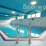 Skandynawska Prostota Z Basenem I Sauna 아파트